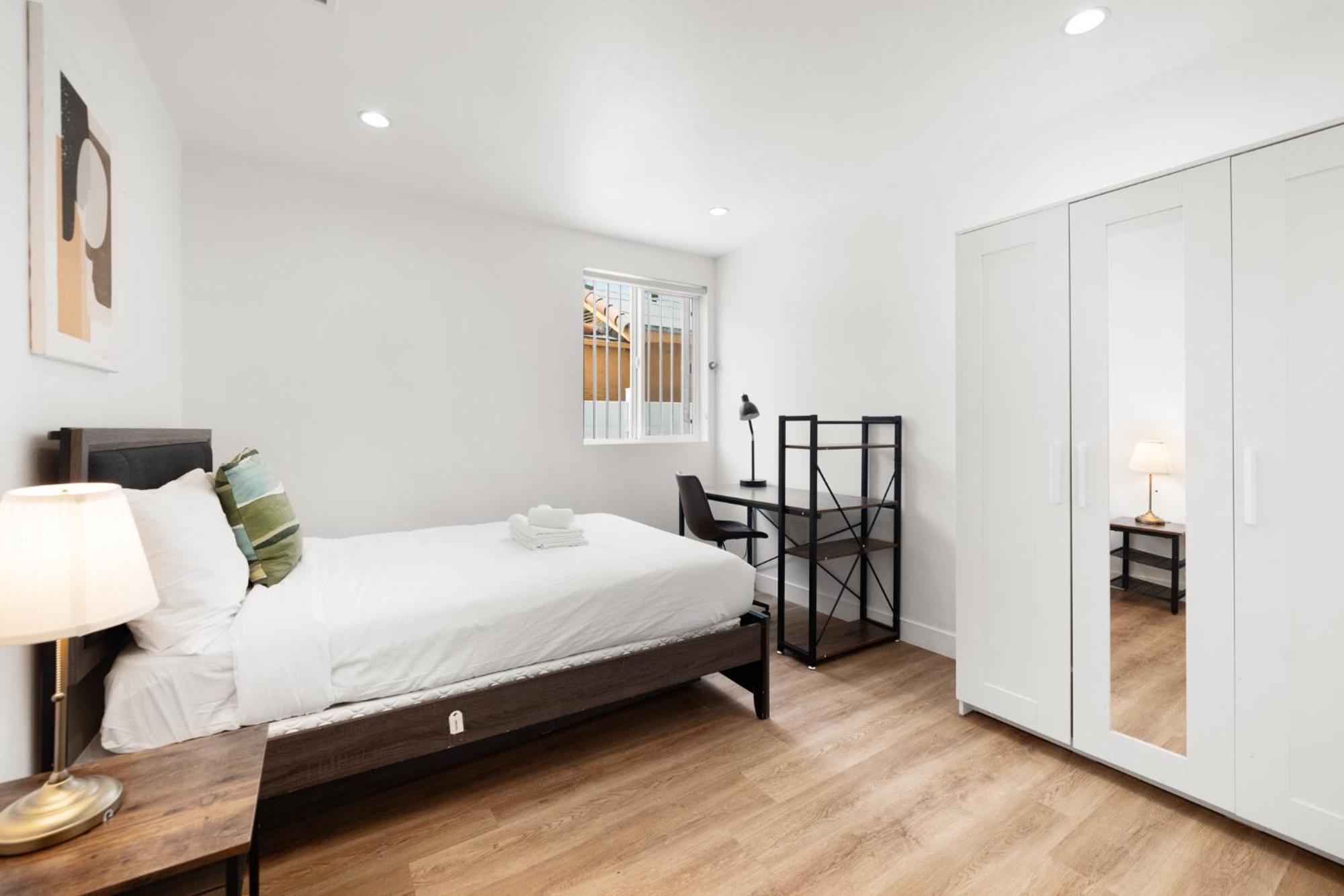 Modern Getaway In The Heart Of La Near Usc, Private Room With Share Living Room And Kitchen Λος Άντζελες Εξωτερικό φωτογραφία