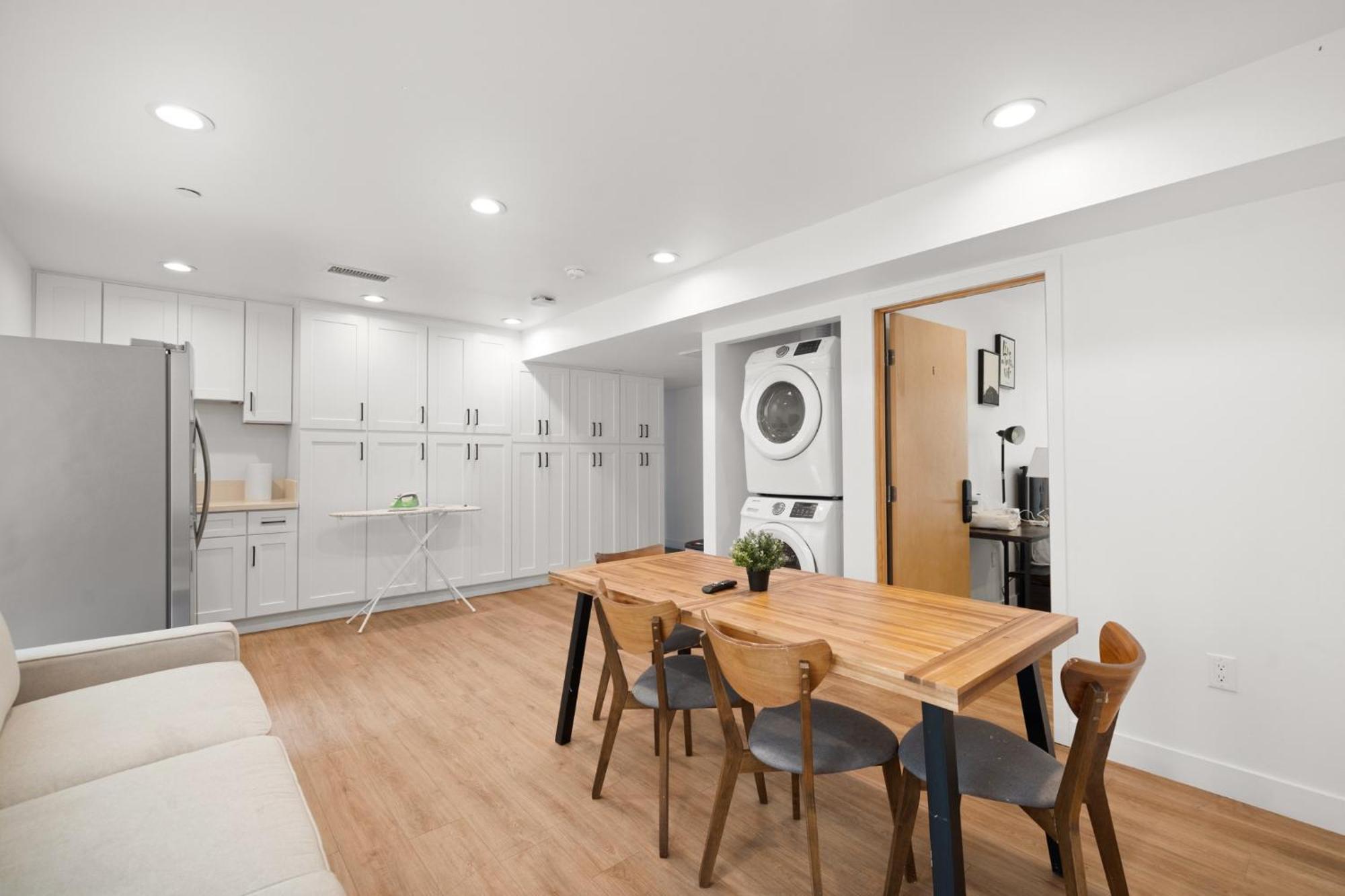 Modern Getaway In The Heart Of La Near Usc, Private Room With Share Living Room And Kitchen Λος Άντζελες Εξωτερικό φωτογραφία