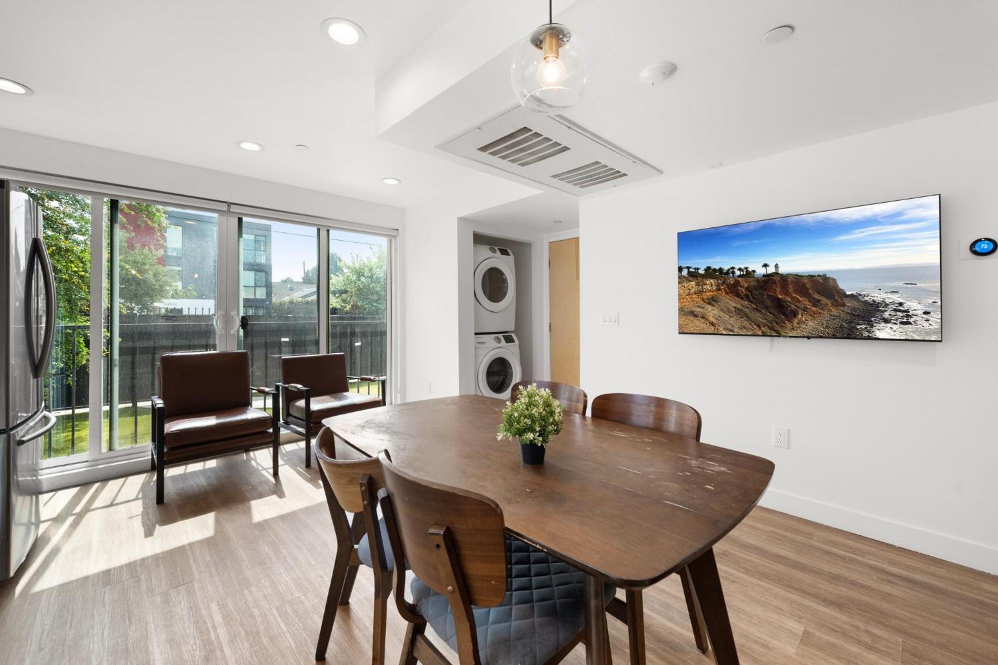 Modern Getaway In The Heart Of La Near Usc, Private Room With Share Living Room And Kitchen Λος Άντζελες Εξωτερικό φωτογραφία